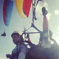 lohanparaglidingranau