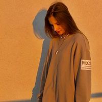 m_e_l_a_n_i_a._.14