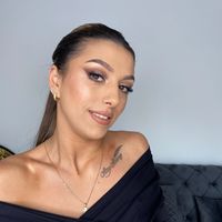 andreea_qsh2299