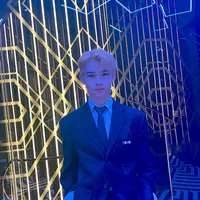 MAKE AN EDIT OF KPOPS