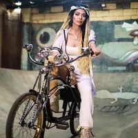 original sound - Queen Money