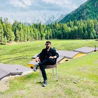 hamxikhan935