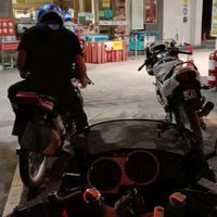 aziz_garage1
