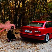 bmwgirl_bg