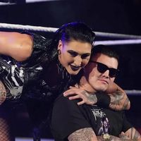 dom.mami_wwe